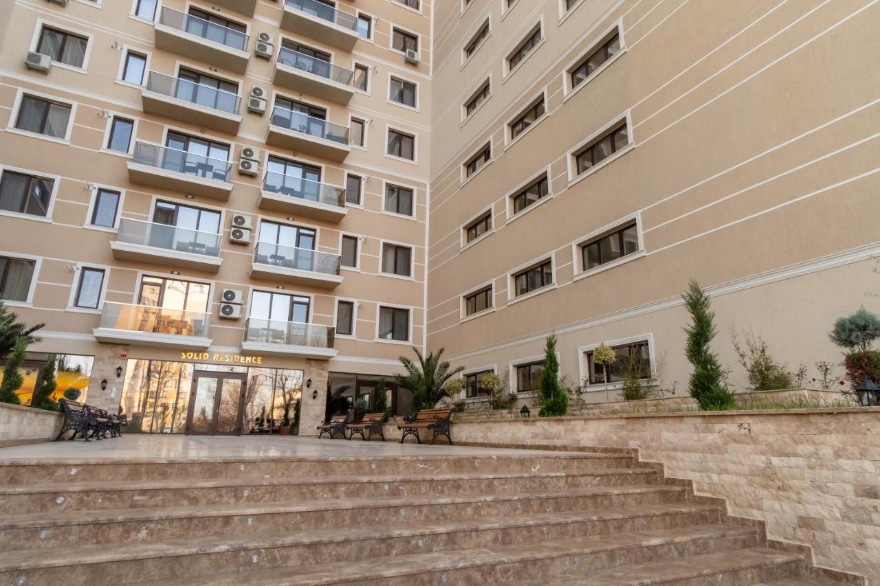 Solid Apartment *