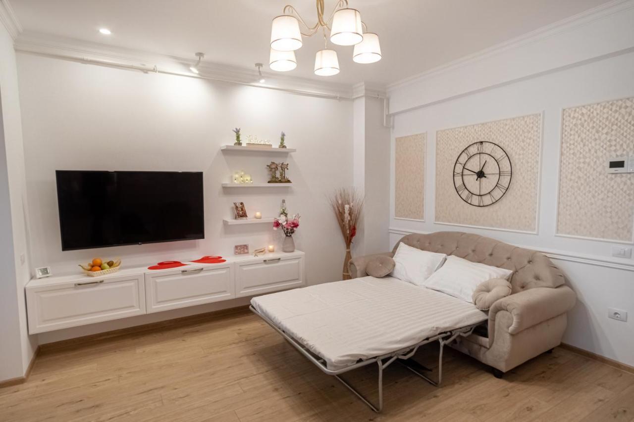 Solid Apartment *